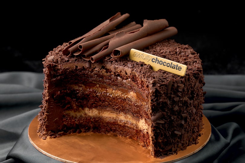 5kg Anniversary Cake | Anniversary cake, Yummy cakes, Cake
